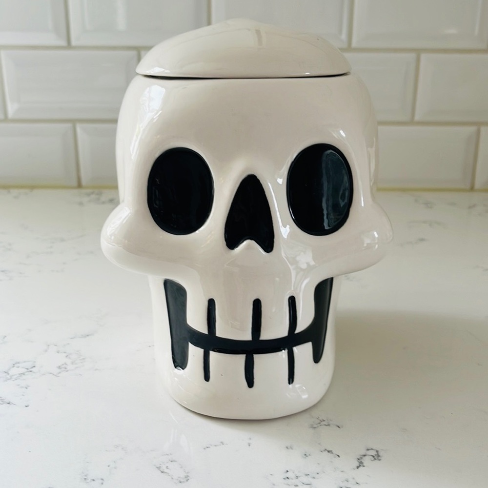 Target by Hyde & EEK Ceramic Skull Halloween Candy Jar - Picture 4 of 16